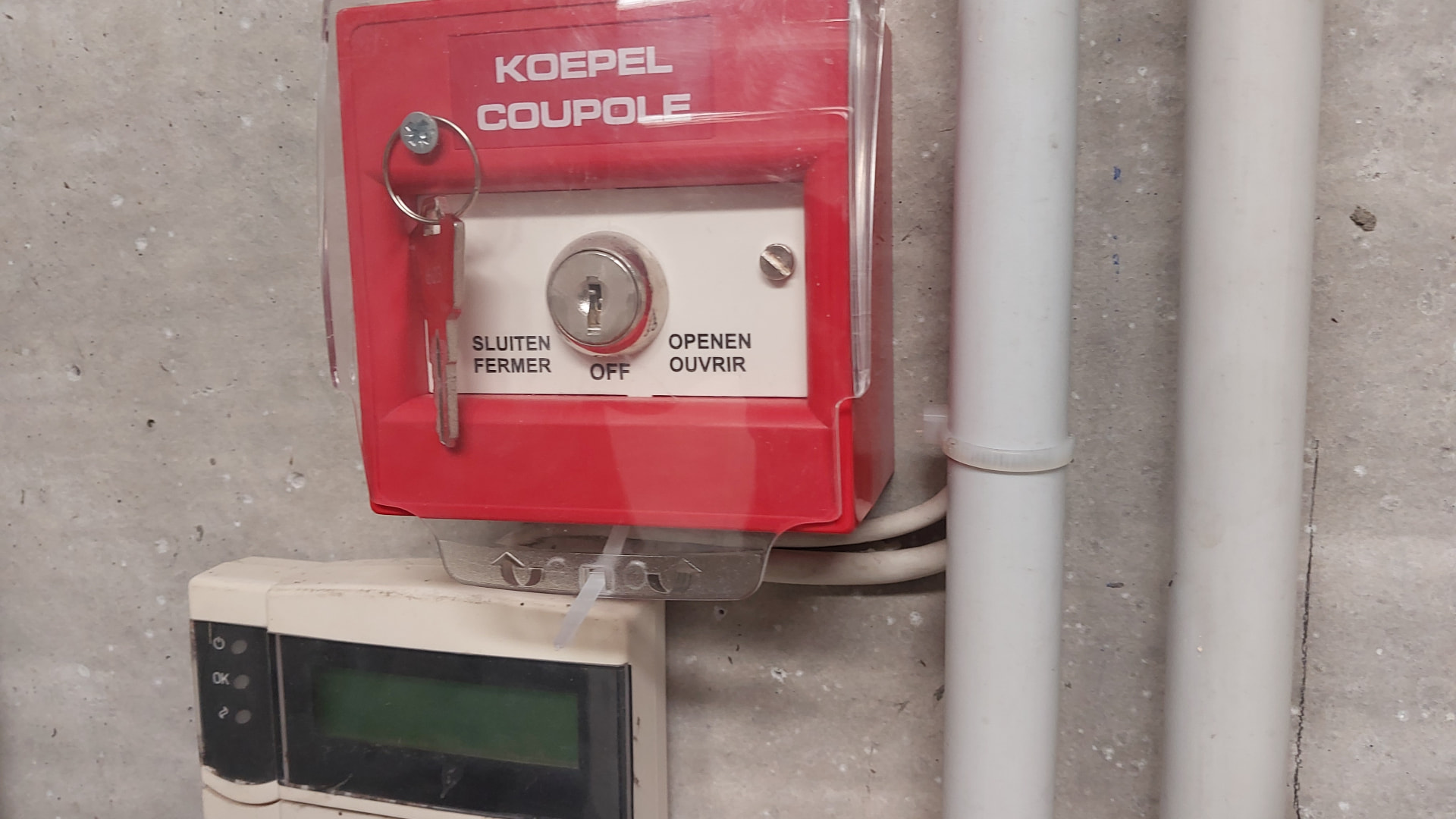 Commande à clé Koepel/Coupole d'ouverture et fermeture d'exutoire